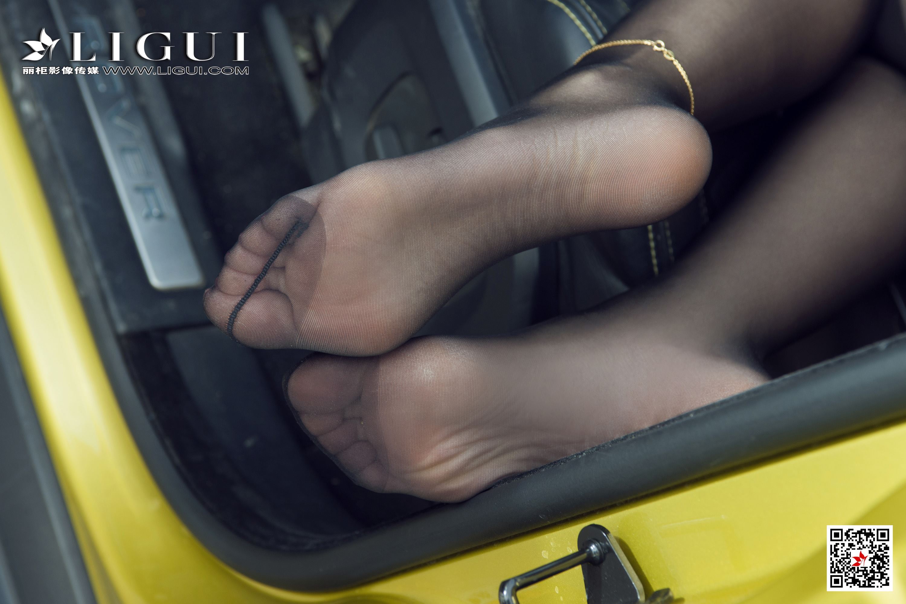 Ligui丽柜  2021.06.14 网络丽人 Model 凉儿